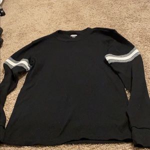 Men’s Size Small Long Sleeved Tee